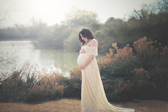 Maternity Baby Bump Inspo Photos By On The Rocks Photography