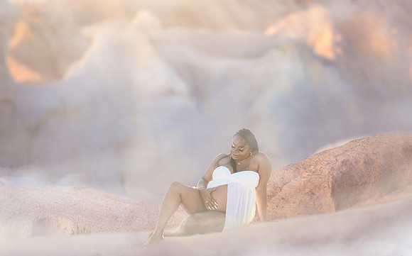 Maternity Baby Bump Inspo Photos By On The Rocks Photography